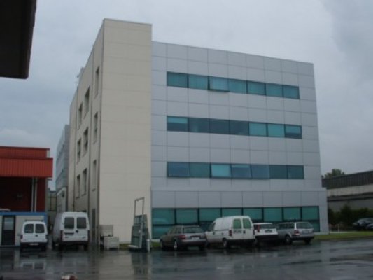 Cât vor câştiga românii care s-au angajat la fabrica DeLonghi de la Jucu